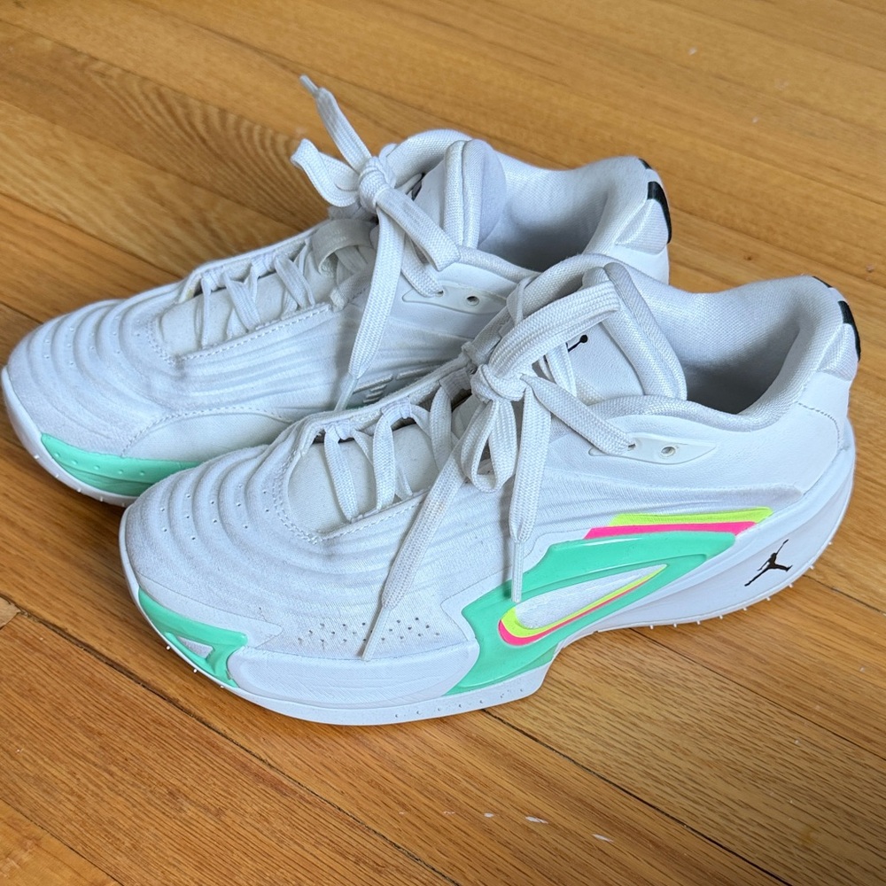 Girls Jordan Luka 3 Photo Finish Basketball Shoes